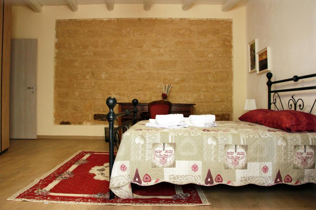Il Sole Dei Greci Bed & Breakfast อากริเจนโต ภายนอก รูปภาพ